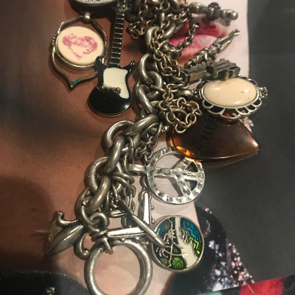 Lucky Brand. Bracelet with charms.